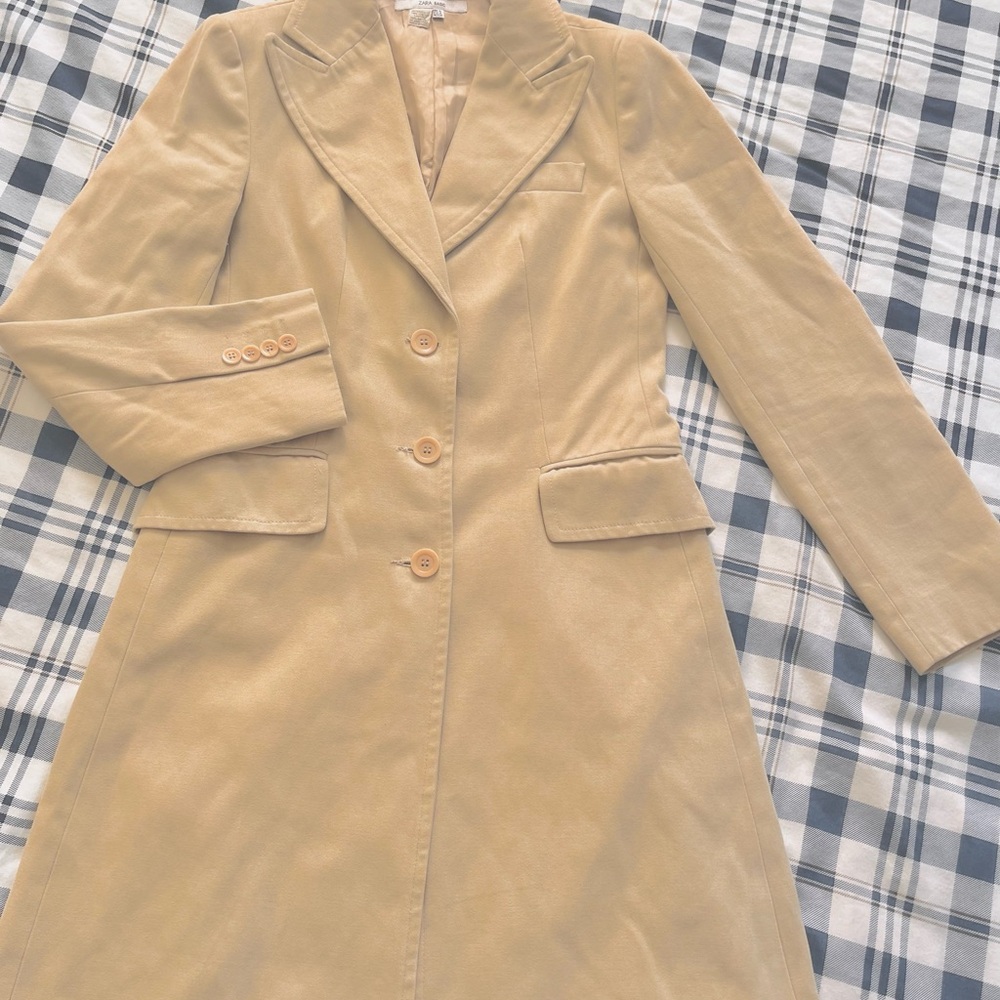 Zara Women's Beige Trench Coat